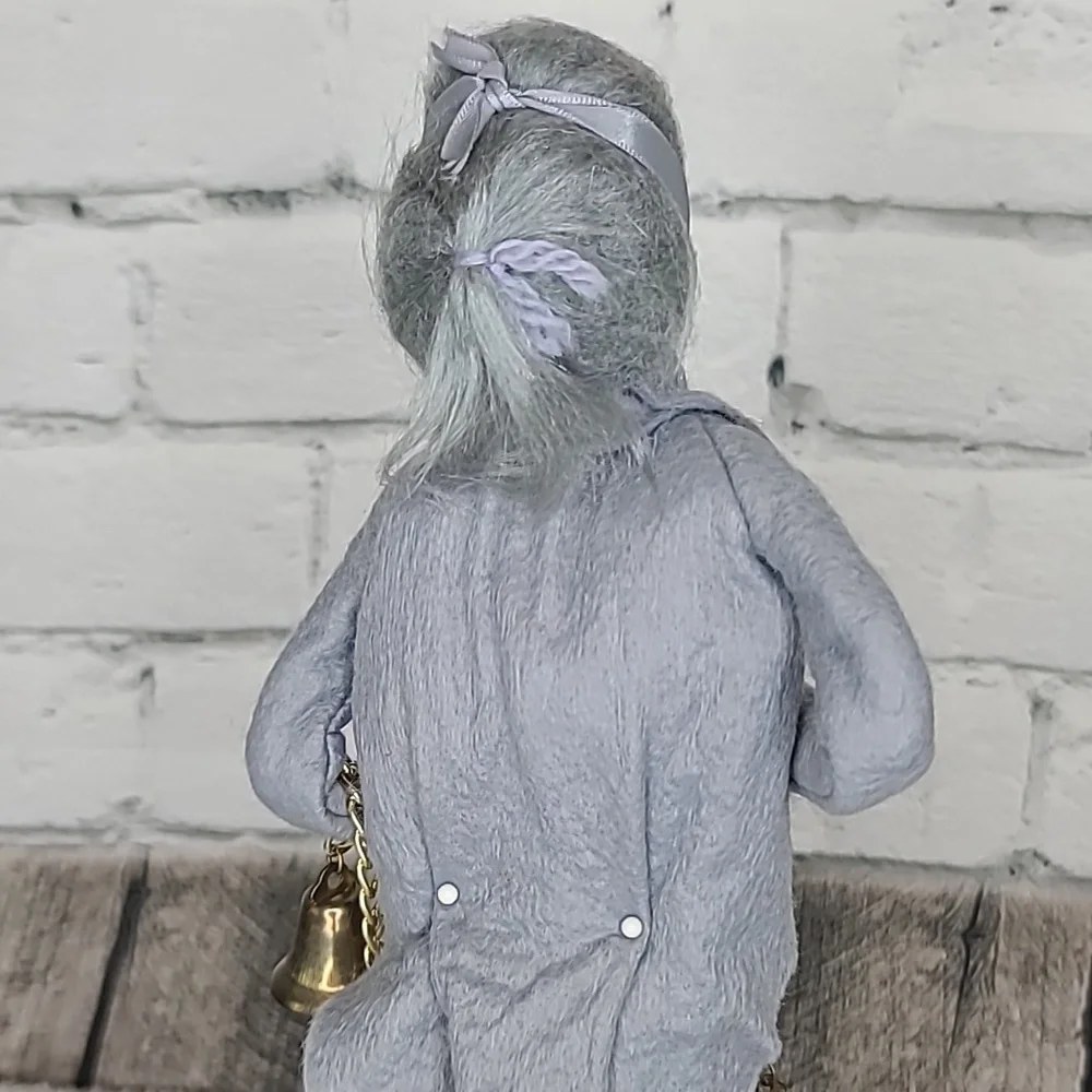 Byers' Choice Caroler 1987-89 Marley's Ghost From 